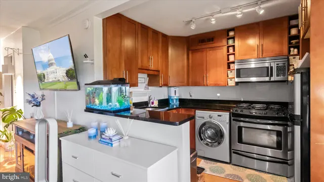 $139,900 | 7333 New Hampshire Avenue, Unit 800, Takoma Park, MD 20912