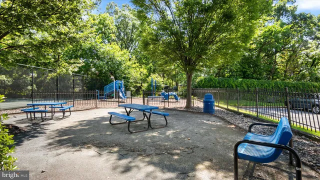 $139,900 | 7333 New Hampshire Avenue, Unit 800, Takoma Park, MD 20912