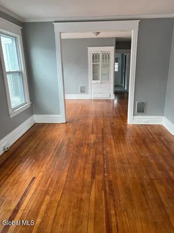 $1,600 | 2337 16th Street, Unit 2, Troy, NY 12180