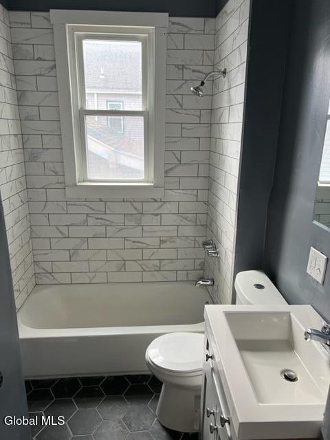 2337 16th Street, Unit 2 Troy, NY 12180 - Photo 14 of 20 IMG_4817