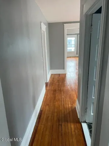 $1,600 | 2337 16th Street, Unit 2, Troy, NY 12180