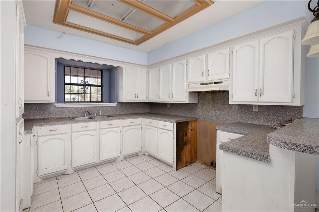 905 West 26th Street Mission, TX 78574 - Photo 3 of 18