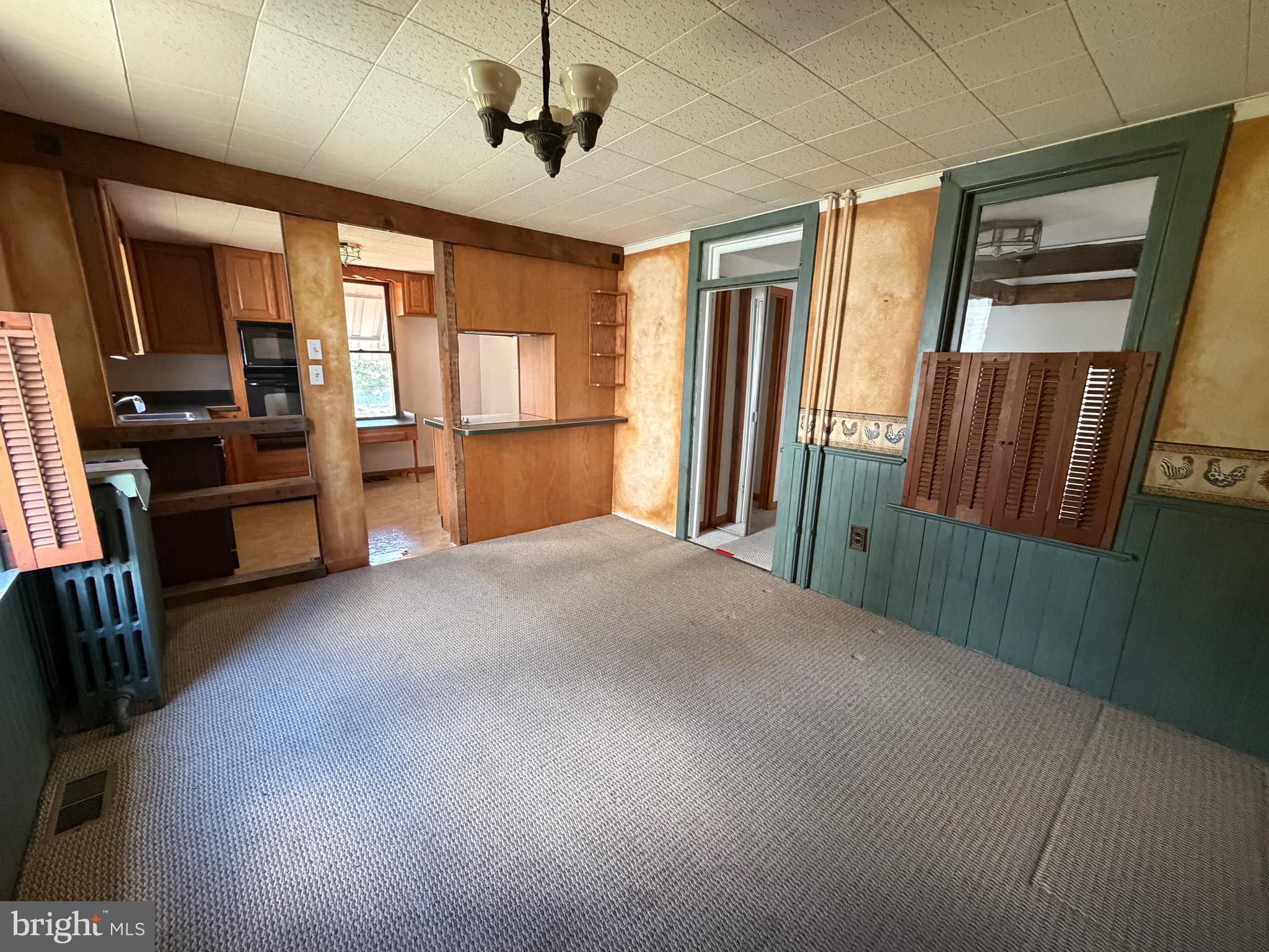11 South East Street Spring Grove, PA 17362 - Photo 3 of 9