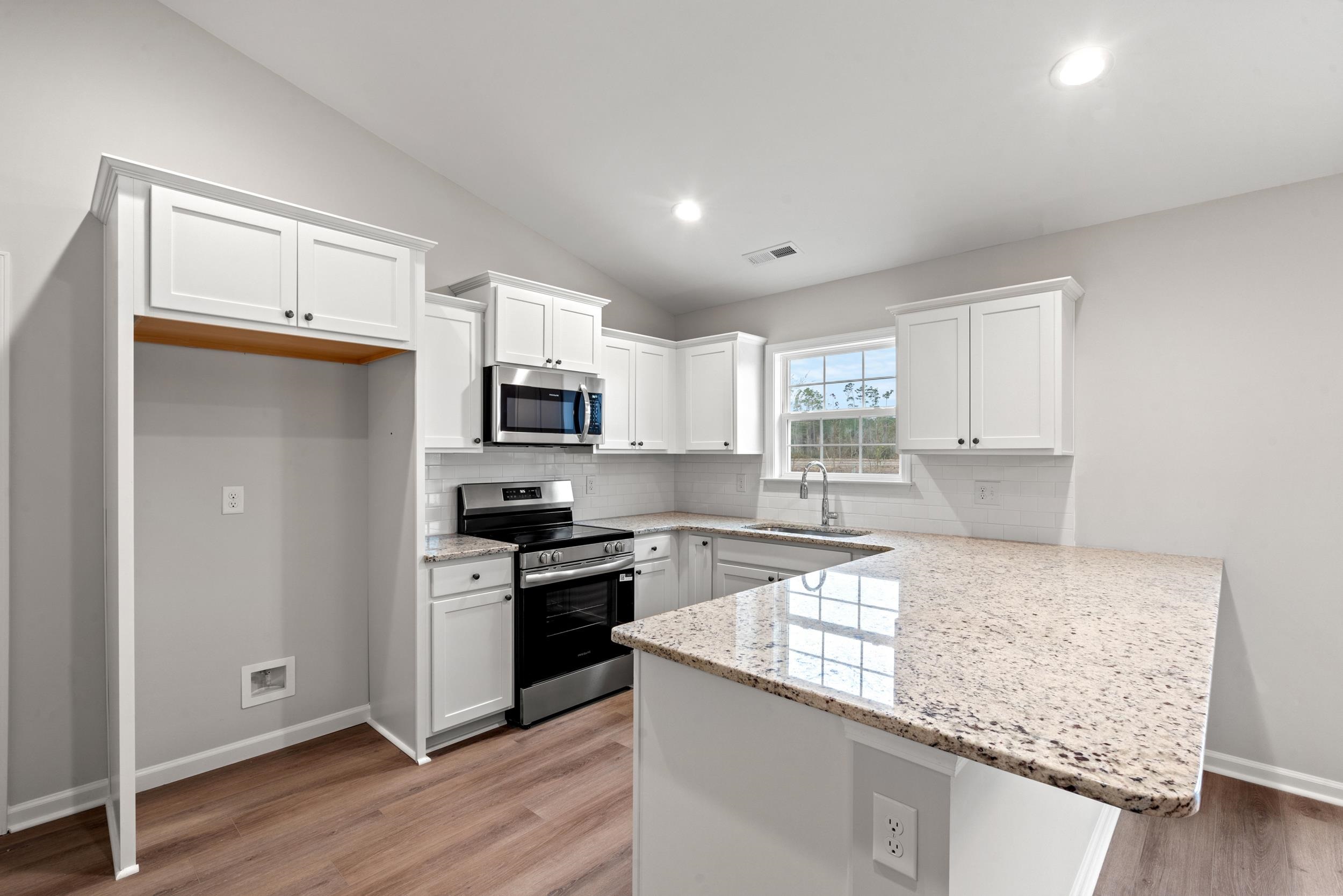 355 5th Avenue Aynor, SC 29511 - Photo 5 of 14