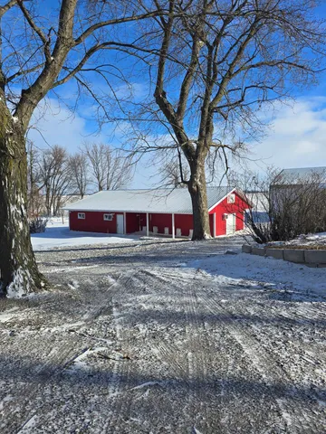 $499,900 | 67632 440th Street, Fairfax, MN 55332