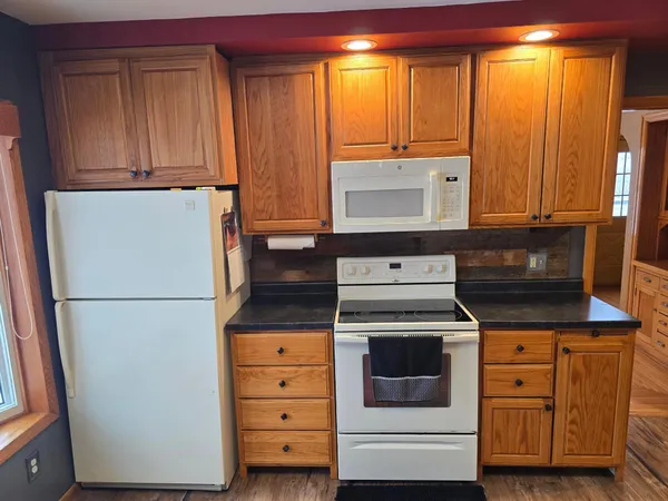 $474,900 | 67632 440th Street, Fairfax, MN 55332