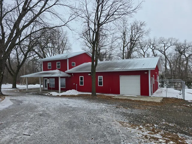 $499,900 | 67632 440th Street, Fairfax, MN 55332