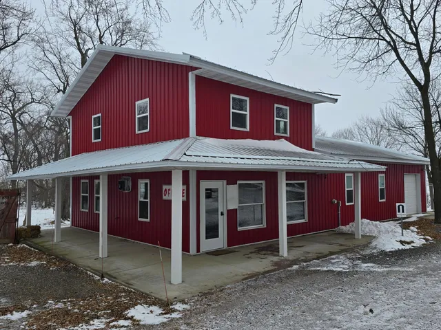 $499,900 | 67632 440th Street, Fairfax, MN 55332