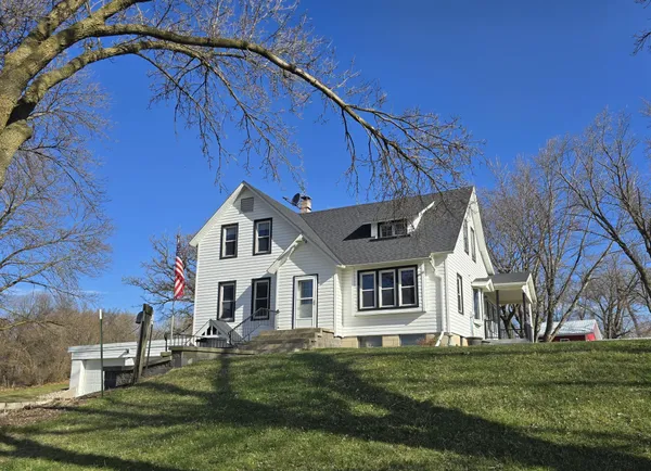 $474,900 | 67632 440th Street, Fairfax, MN 55332
