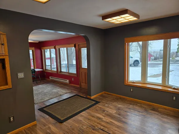 $474,900 | 67632 440th Street, Fairfax, MN 55332
