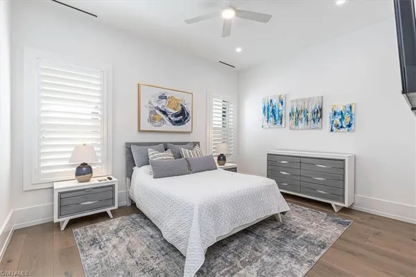 $2,575,000 | 201 8th Street South, Unit 104, Naples, FL 34102