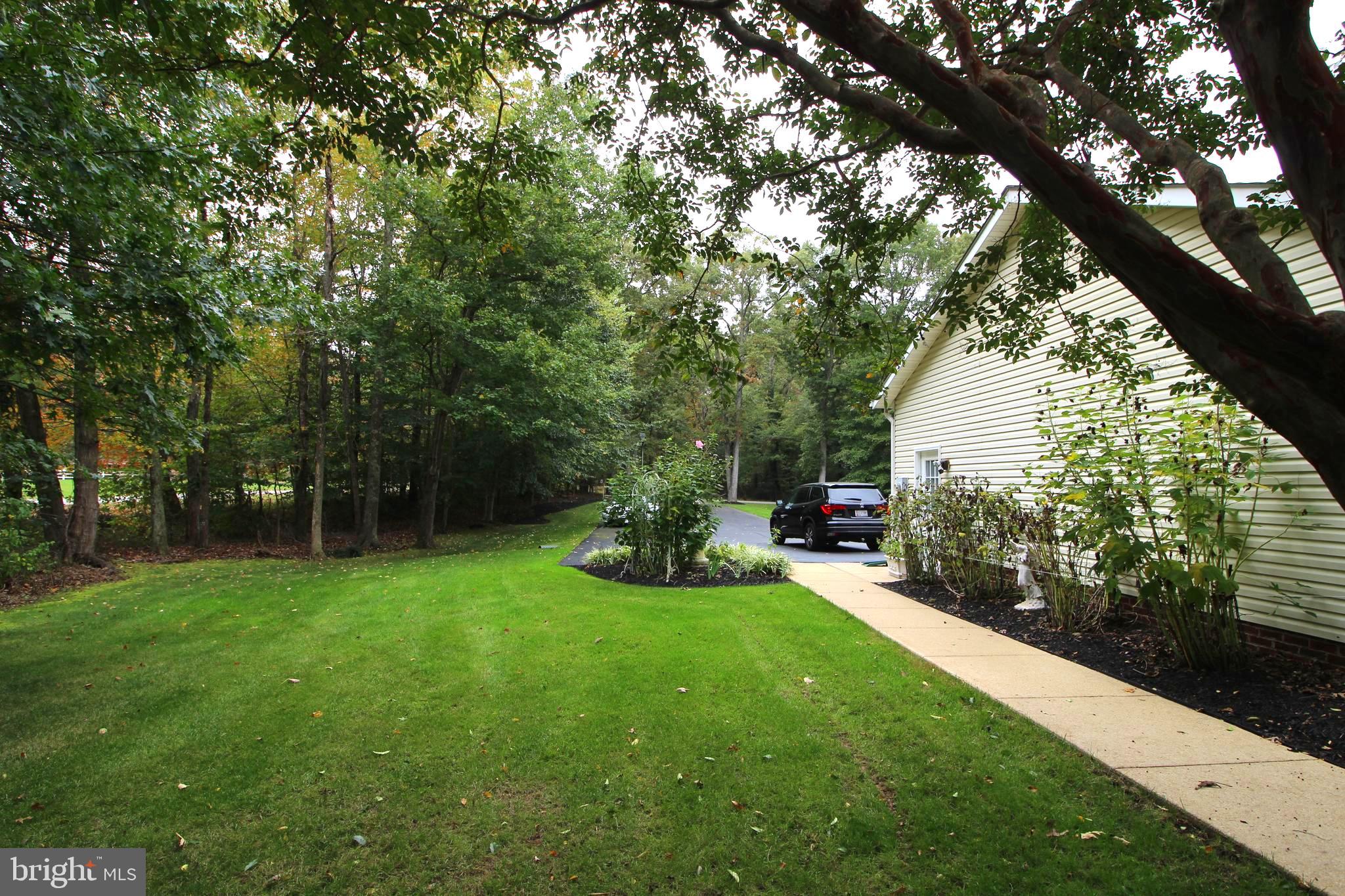 4000 Hanson Road White Plains, MD 20695 - Photo 12 of 16 Side