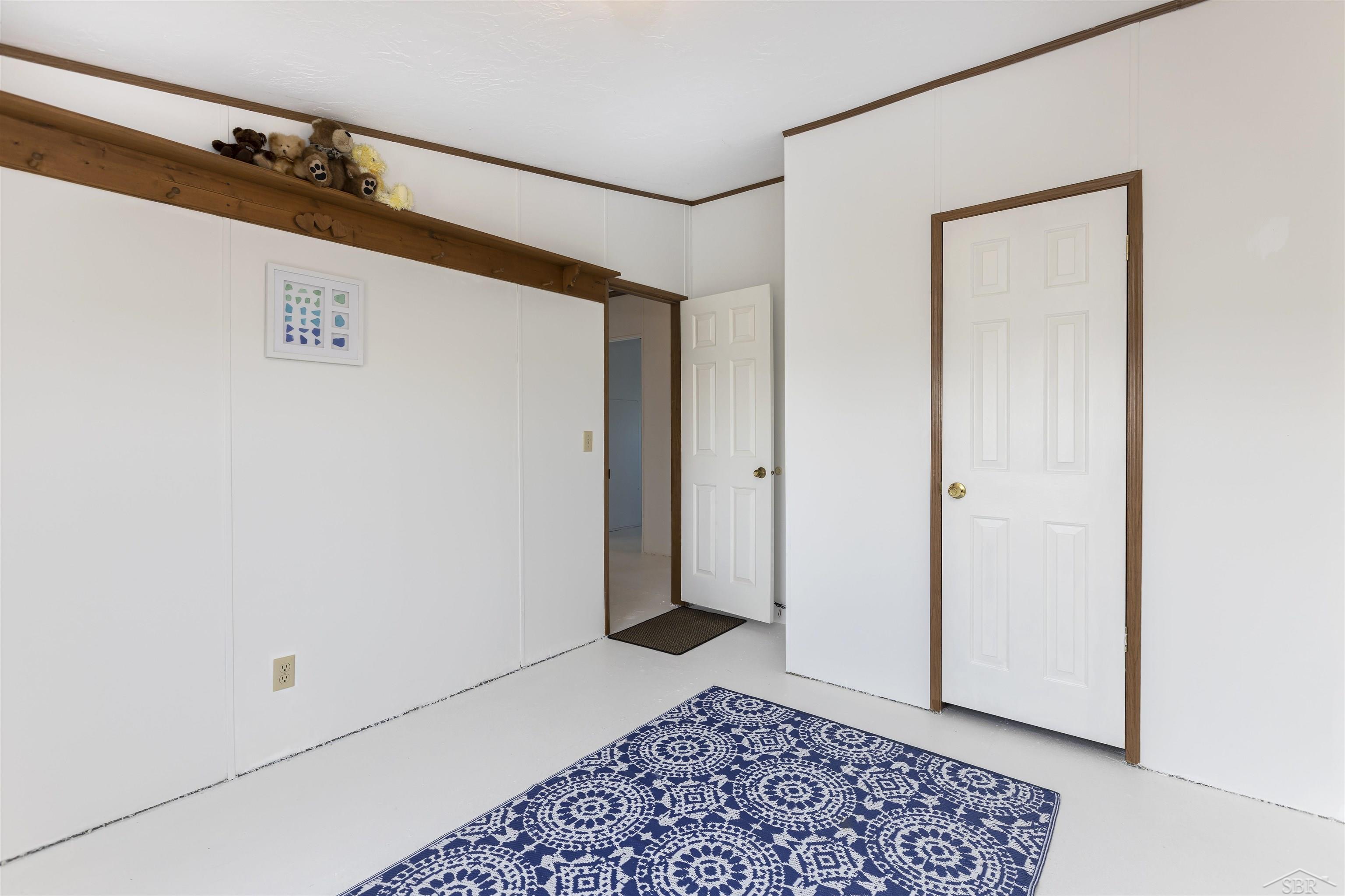910 South Garfield Road Linwood, MI 48634 - Photo 14 of 54