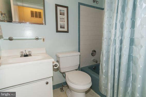 7606 Laurel Ridge Court Laurel, MD 20707 - Photo 14 of 26 Bath