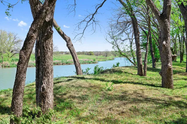 a view of outdoor space