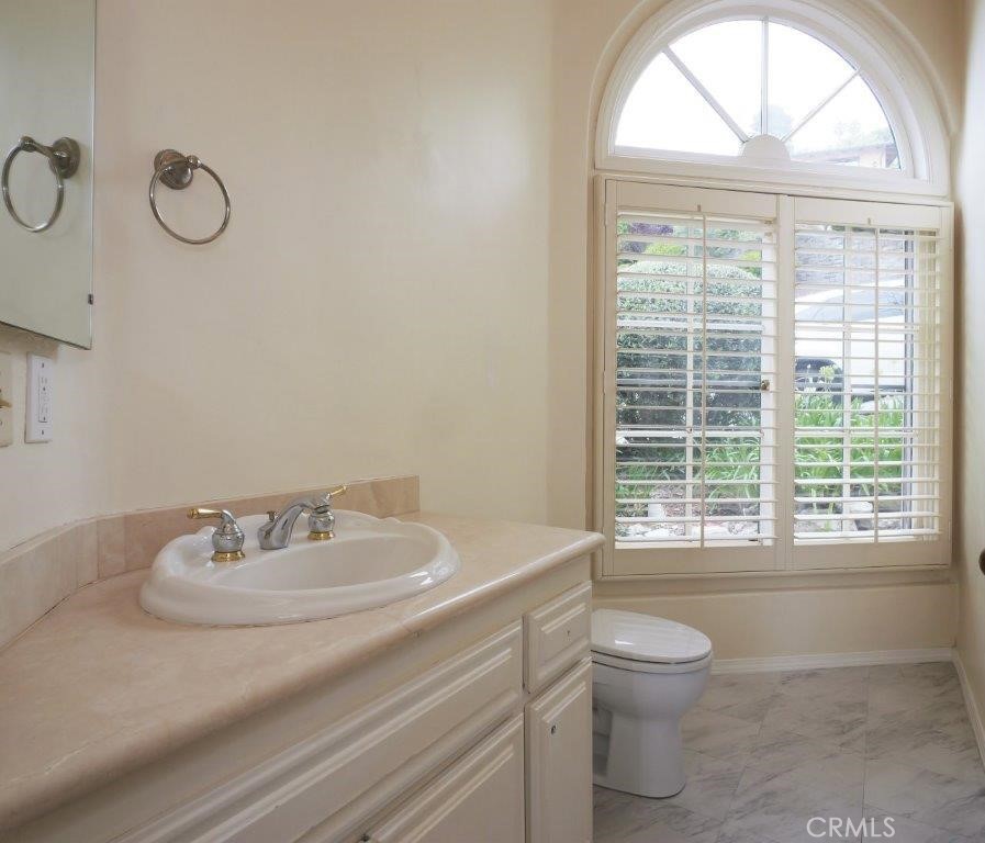 1 Yellow Brick Road Rancho Palos Verdes, CA 90275 - Photo 29 of 67 PowderRoom