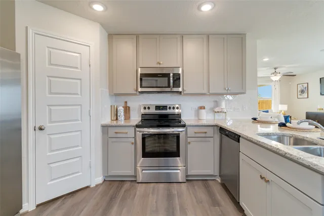 $310,162 | 819 Clear Valley Lane, Dayton, TX 77535