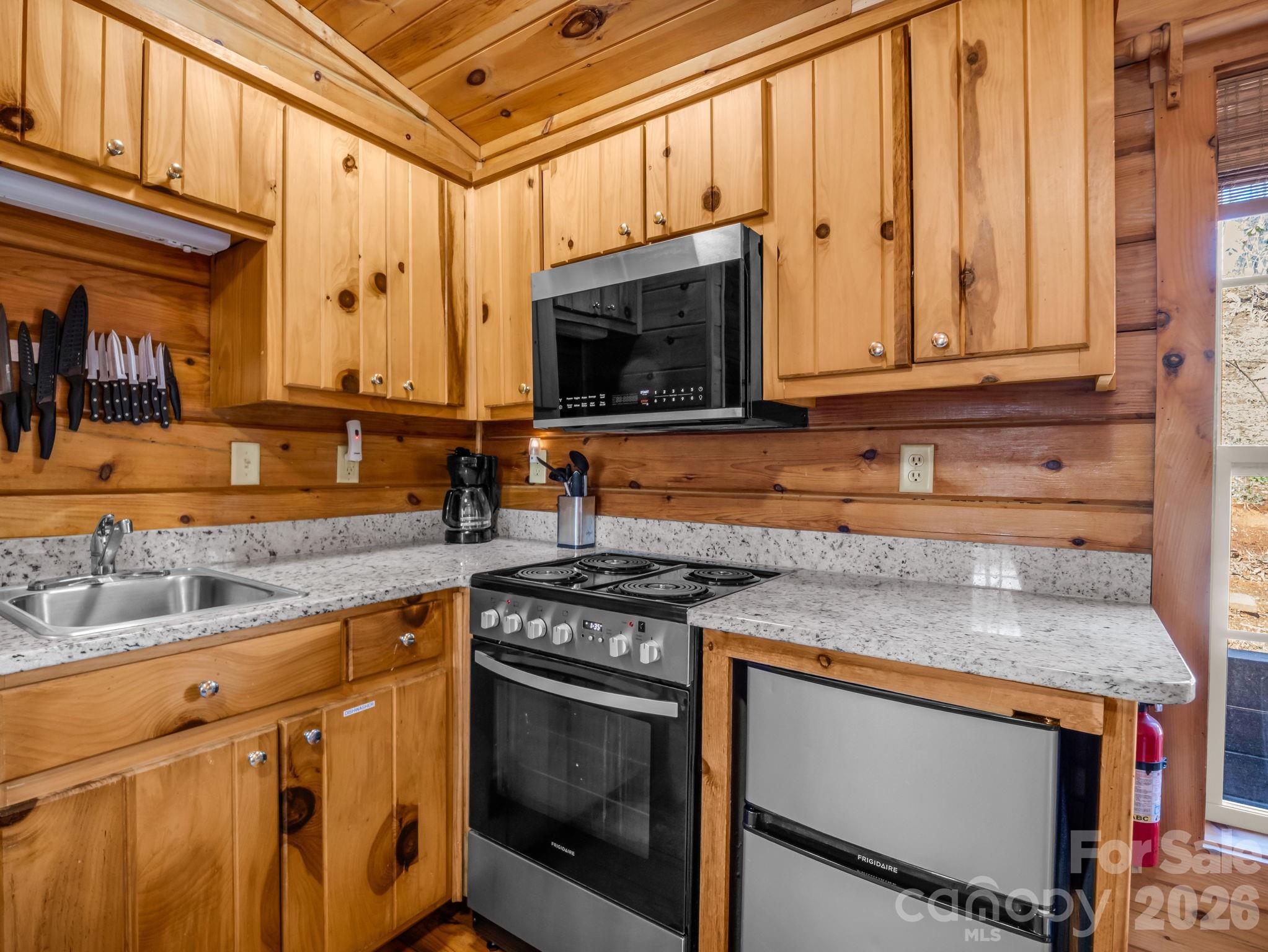 365 Seton Road Lake Lure, NC 28746 - Photo 11 of 41 Gallery Image 11