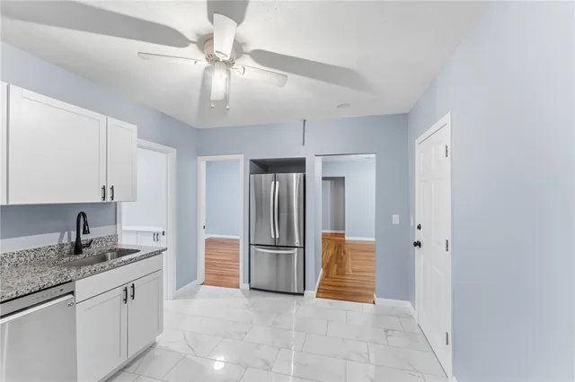 $2,200 | 108 Waterman Avenue, Unit 1, East Providence, RI 02914