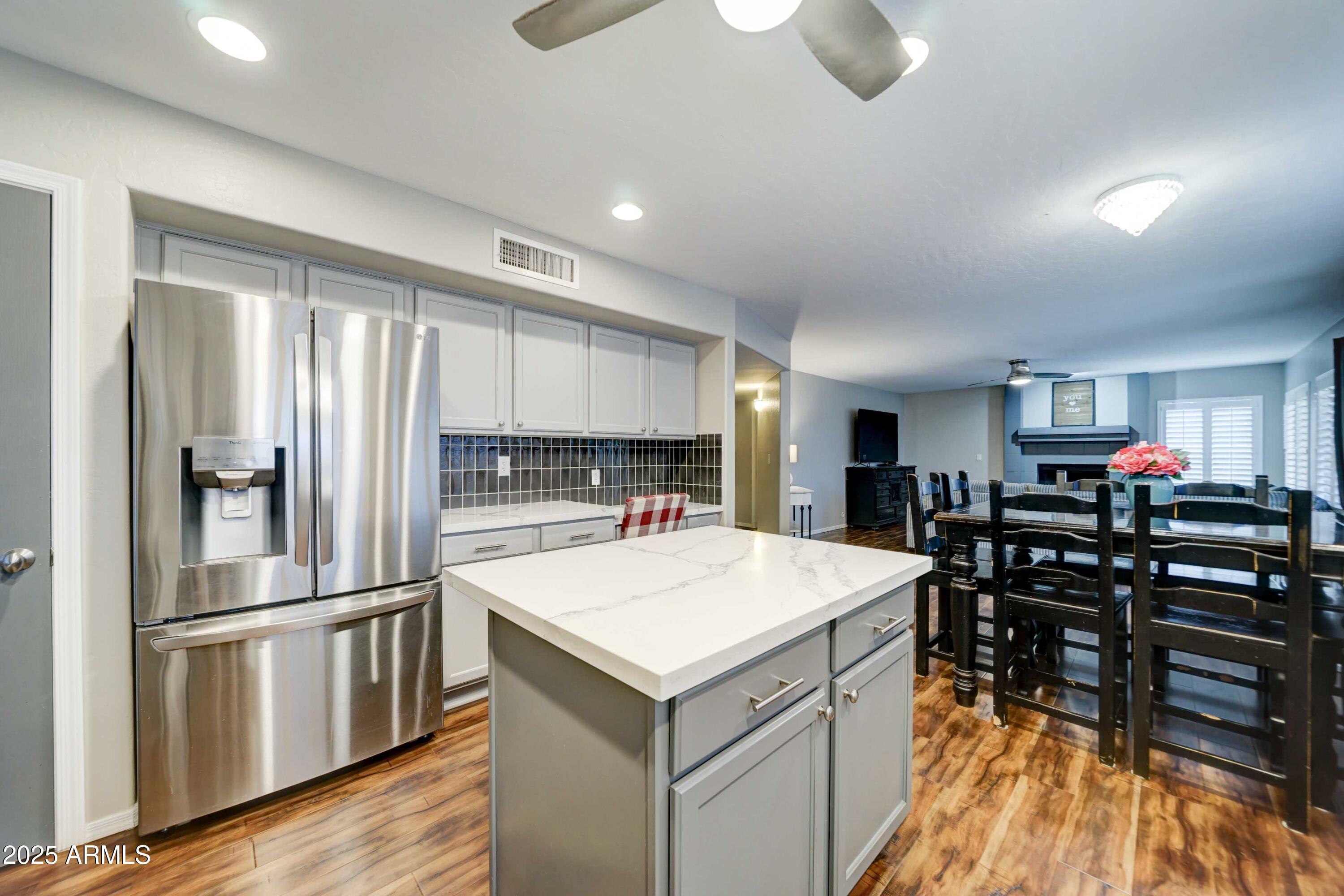 2417 East Rockledge Road Phoenix, AZ 85048 - Photo 11 of 32 2417 E Rockledge-12