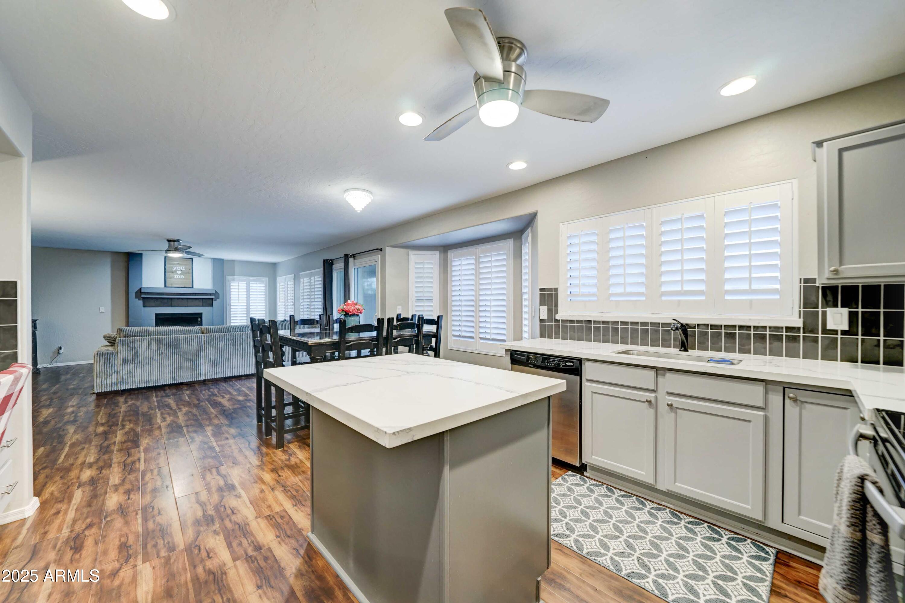 2417 East Rockledge Road Phoenix, AZ 85048 - Photo 12 of 32 2417 E Rockledge-13