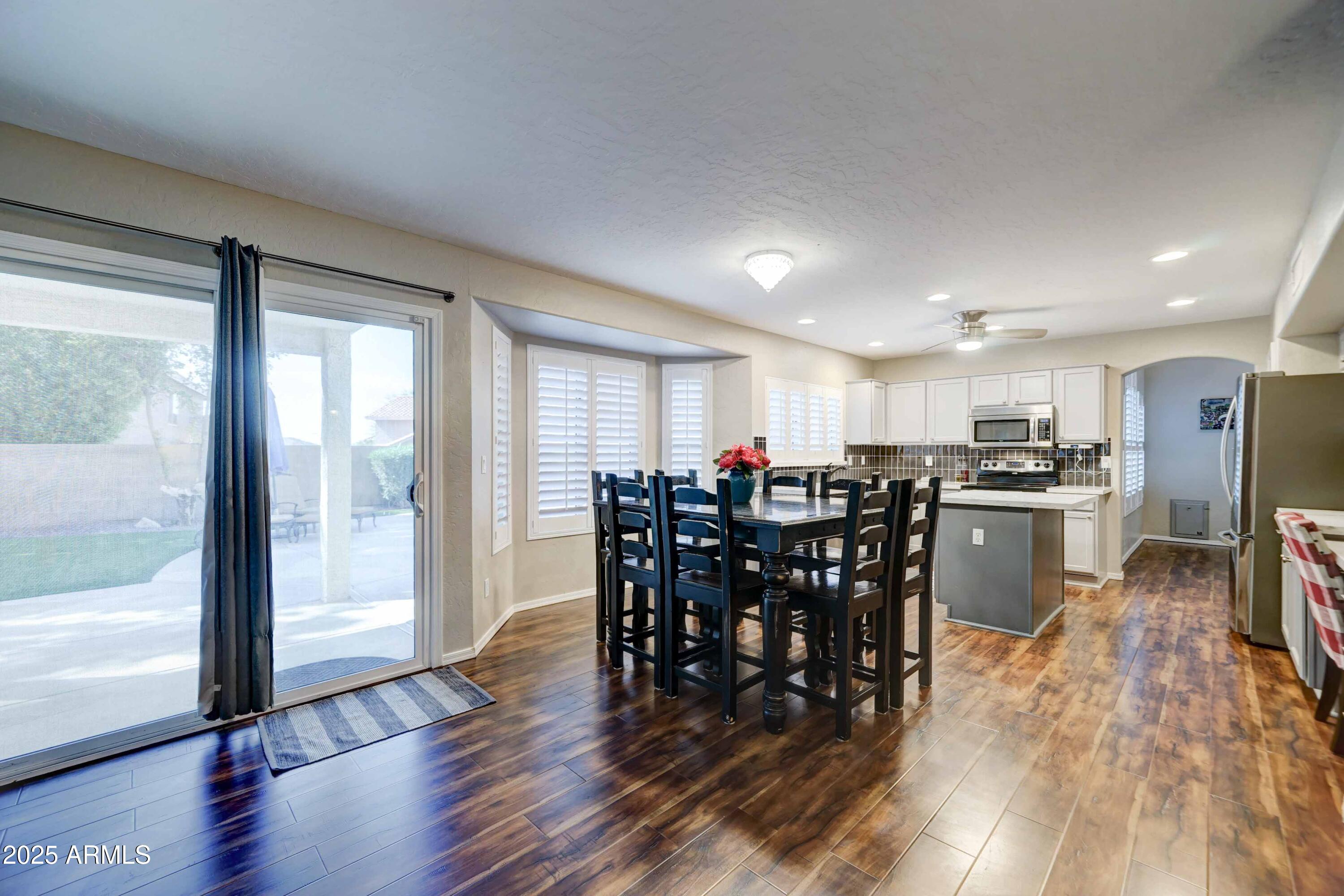 2417 East Rockledge Road Phoenix, AZ 85048 - Photo 14 of 32 2417 E Rockledge-15