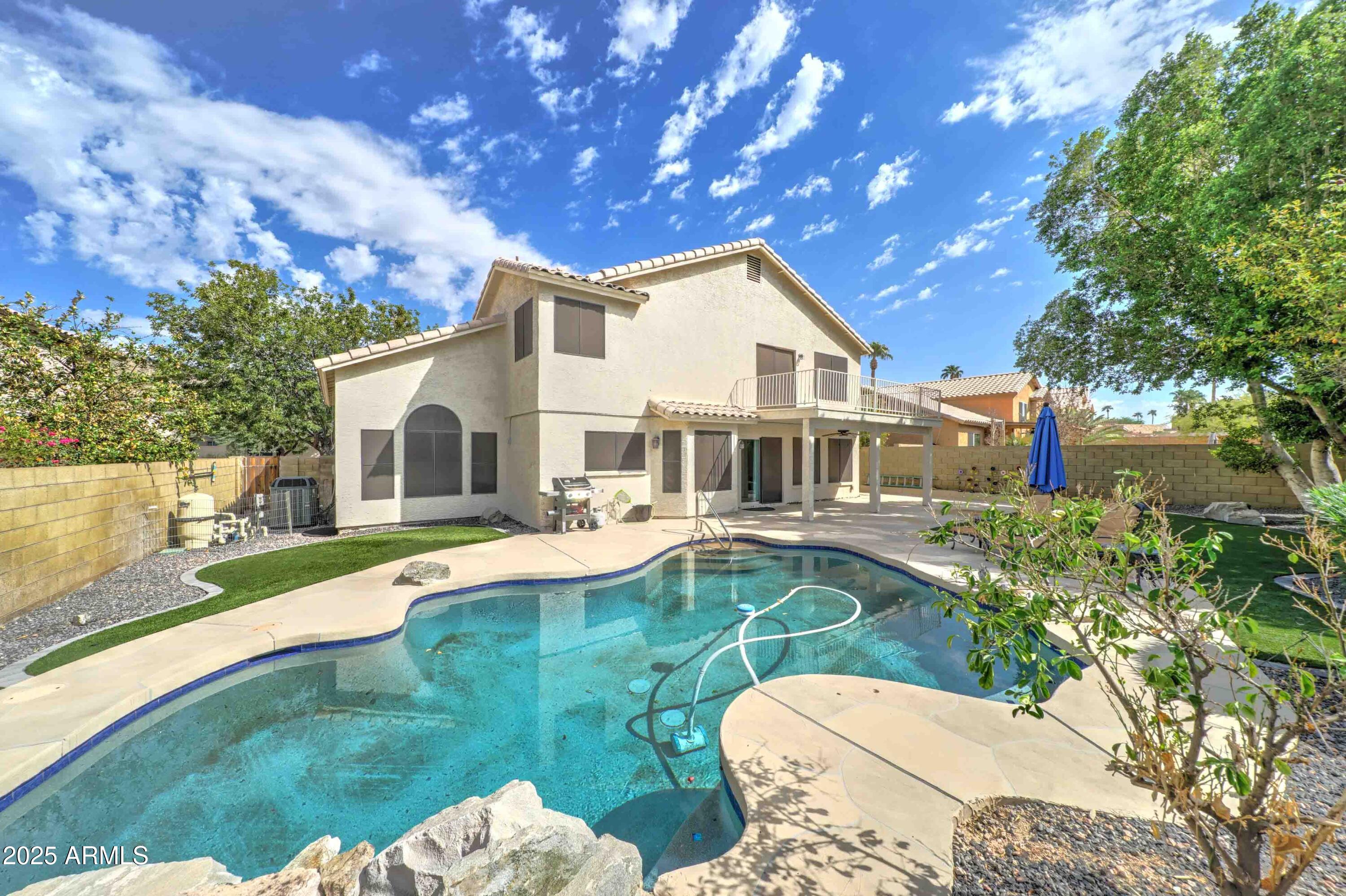 2417 East Rockledge Road Phoenix, AZ 85048 - Photo 2 of 32 2417 E Rockledge-35