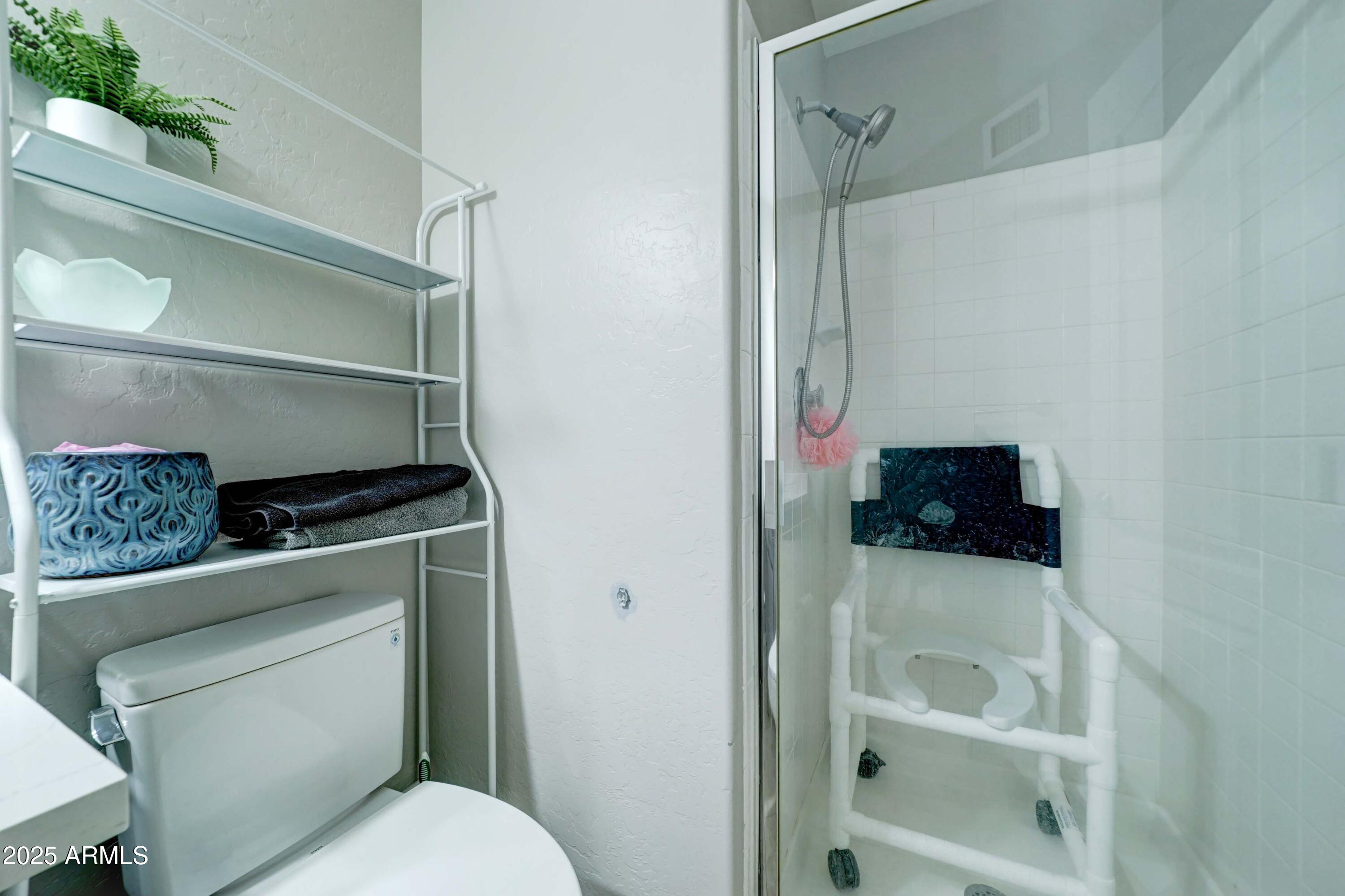 2417 East Rockledge Road Phoenix, AZ 85048 - Photo 28 of 32 2417 E Rockledge-30