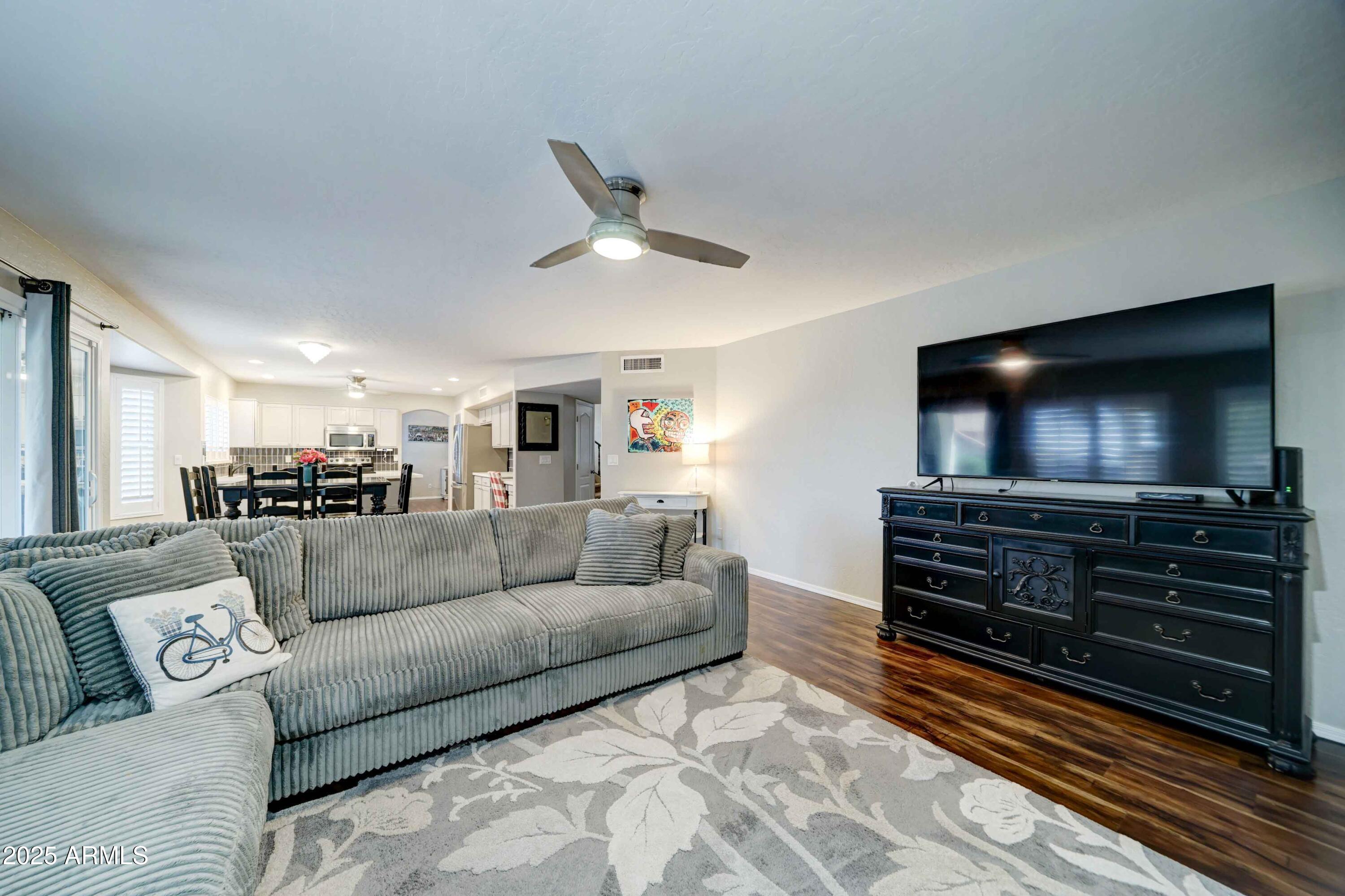 2417 East Rockledge Road Phoenix, AZ 85048 - Photo 9 of 32 2417 E Rockledge-9