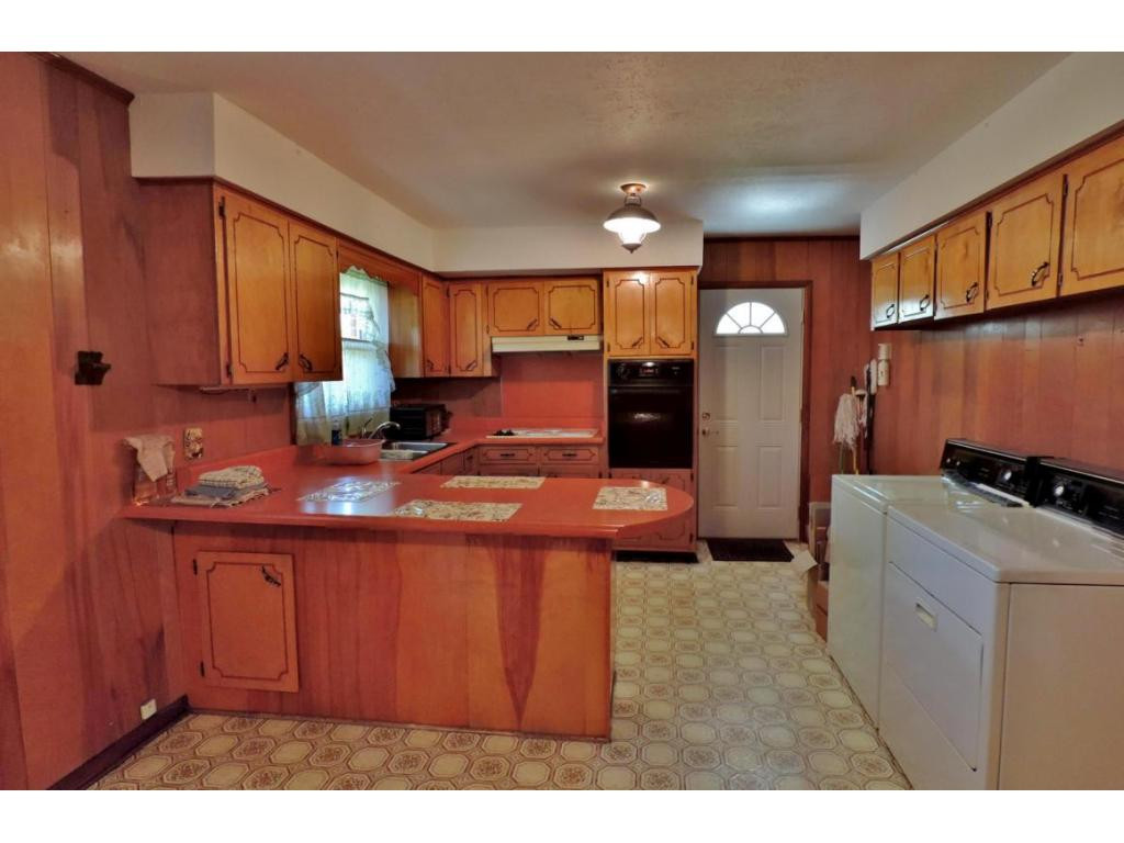 151 Sara Day Road Erwin, TN 37650 - Photo 11 of 24 Photo 11