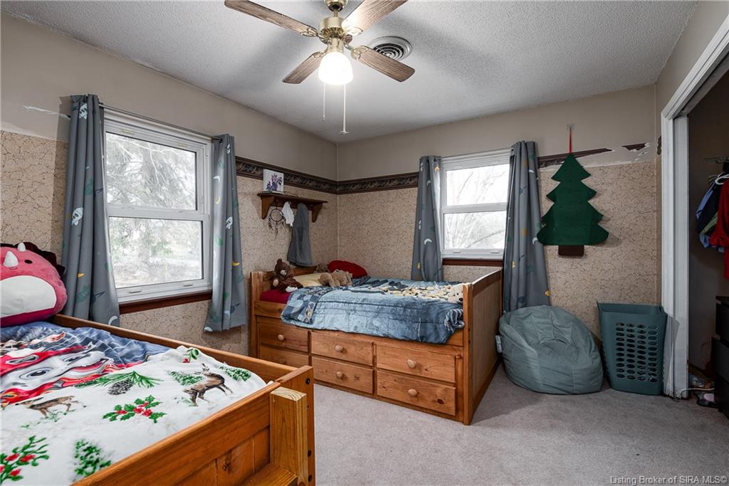 512 Park Ridge Drive Georgetown, IN 47122 - Photo 11 of 25