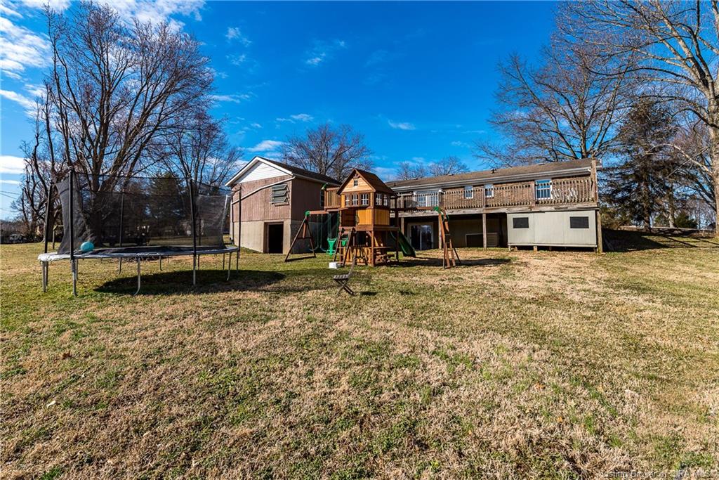 512 Park Ridge Drive Georgetown, IN 47122 - Photo 21 of 25