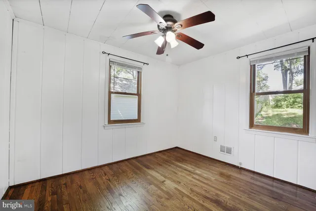 $2,700 | 9506 52nd Avenue, College Park, MD 20740