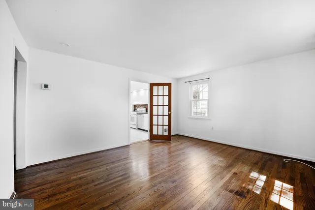 $2,700 | 9506 52nd Avenue, College Park, MD 20740