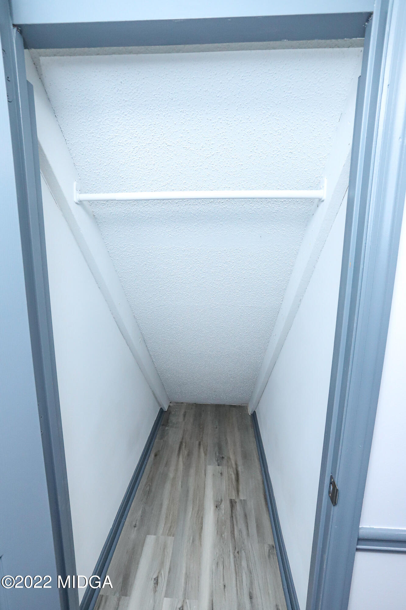 107 Ridge Circle Macon, GA 31216 - Photo 40 of 80 a view of a room with wooden floor