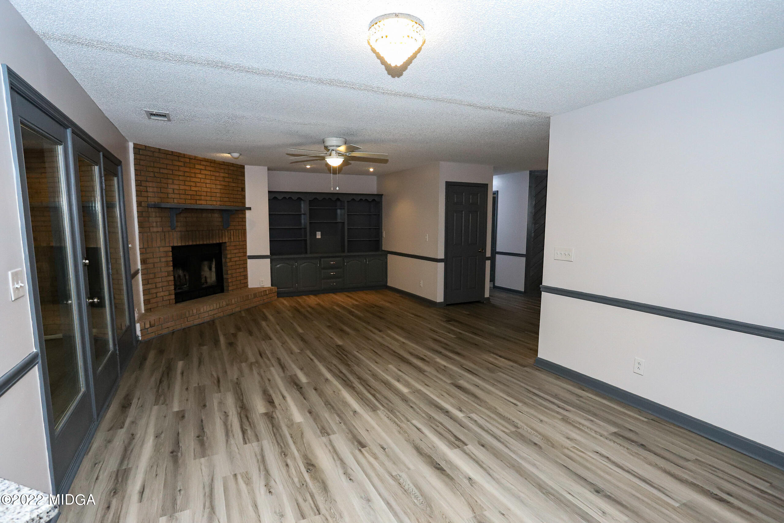 107 Ridge Circle Macon, GA 31216 - Photo 51 of 80 a view of a livingroom with a fireplace
