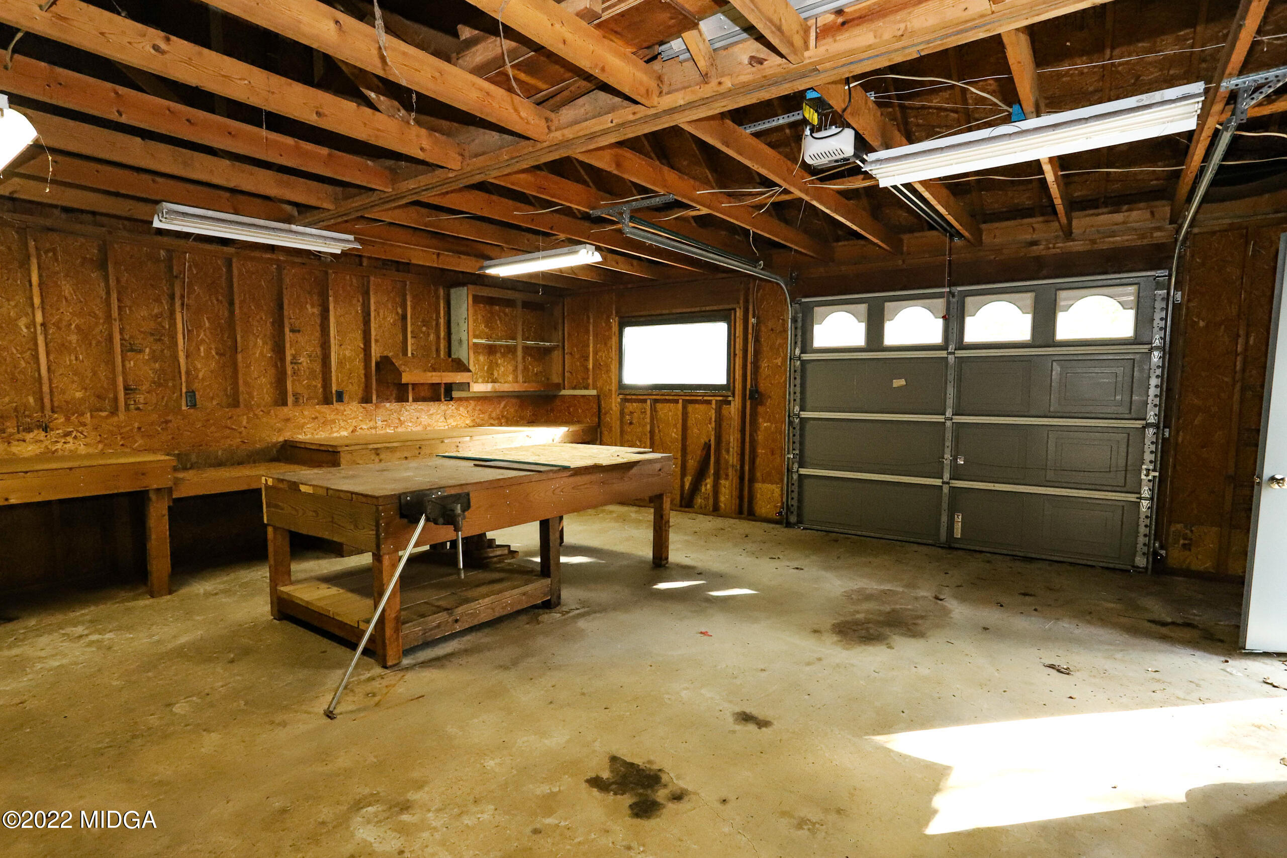 107 Ridge Circle Macon, GA 31216 - Photo 78 of 80 a view of a room with table tennis table