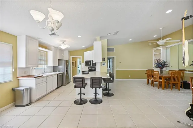 $425,000 | 4910 Kingston Way, Naples, FL 34119