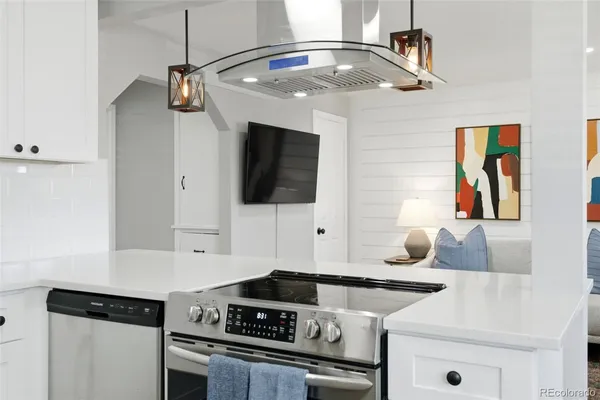 $995,000 | 2811-2813 South Delaware Street, Englewood, CO 80110