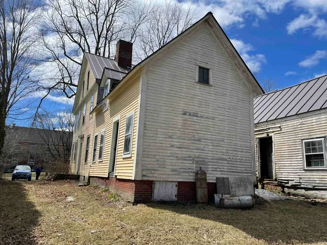 $195,000 | 70-74 State Street, Windsor, VT 05089