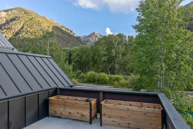 $7,200,000 | 627 East Colorado Avenue, Telluride, CO 81435