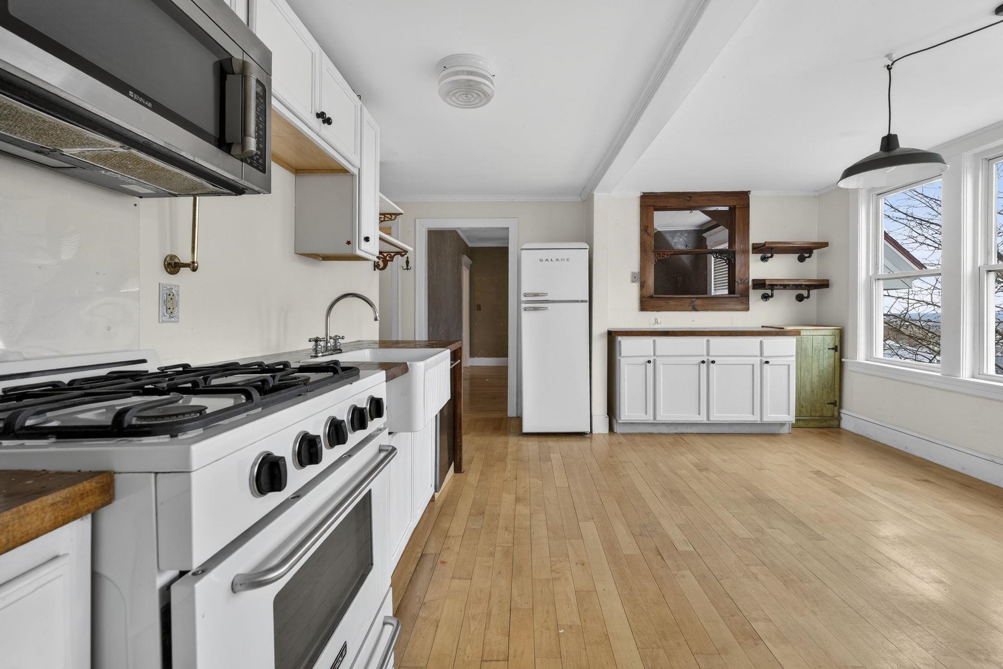 468 Merrimack Street Manchester, NH 03103 - Photo 23 of 55