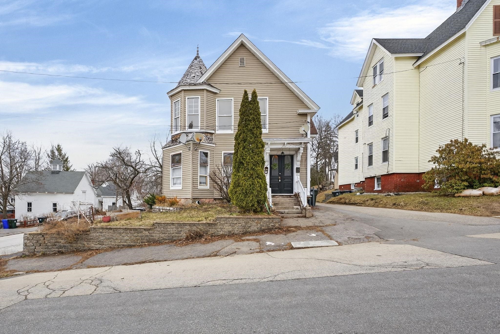 468 Merrimack Street Manchester, NH 03103 - Photo 4 of 55