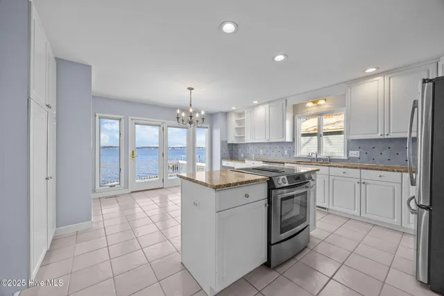 $849,900 | 144 River Acres Road, Washington, NC 27889