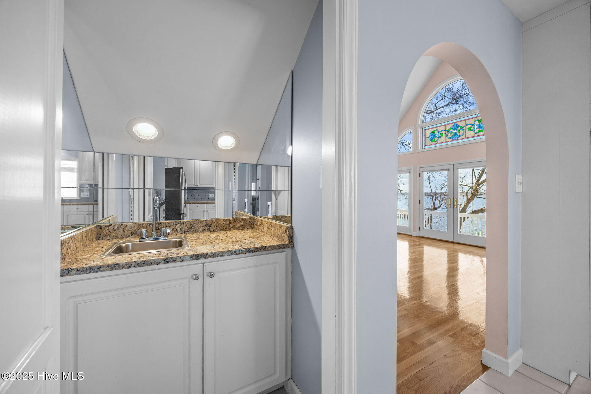 144 River Acres Road Washington, NC 27889 - Photo 22 of 52 Counter nook