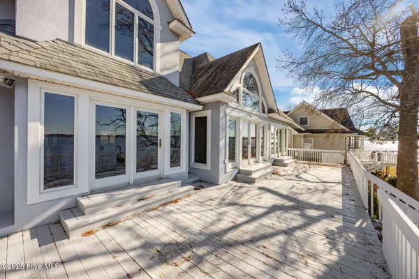 $795,000 | 144 River Acres Road, Washington, NC 27889