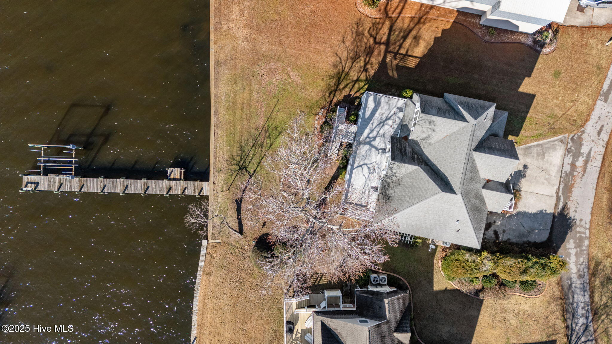 144 River Acres Road Washington, NC 27889 - Photo 10 of 52 11-web-or-mls-DJI_20251209111721_0376_D