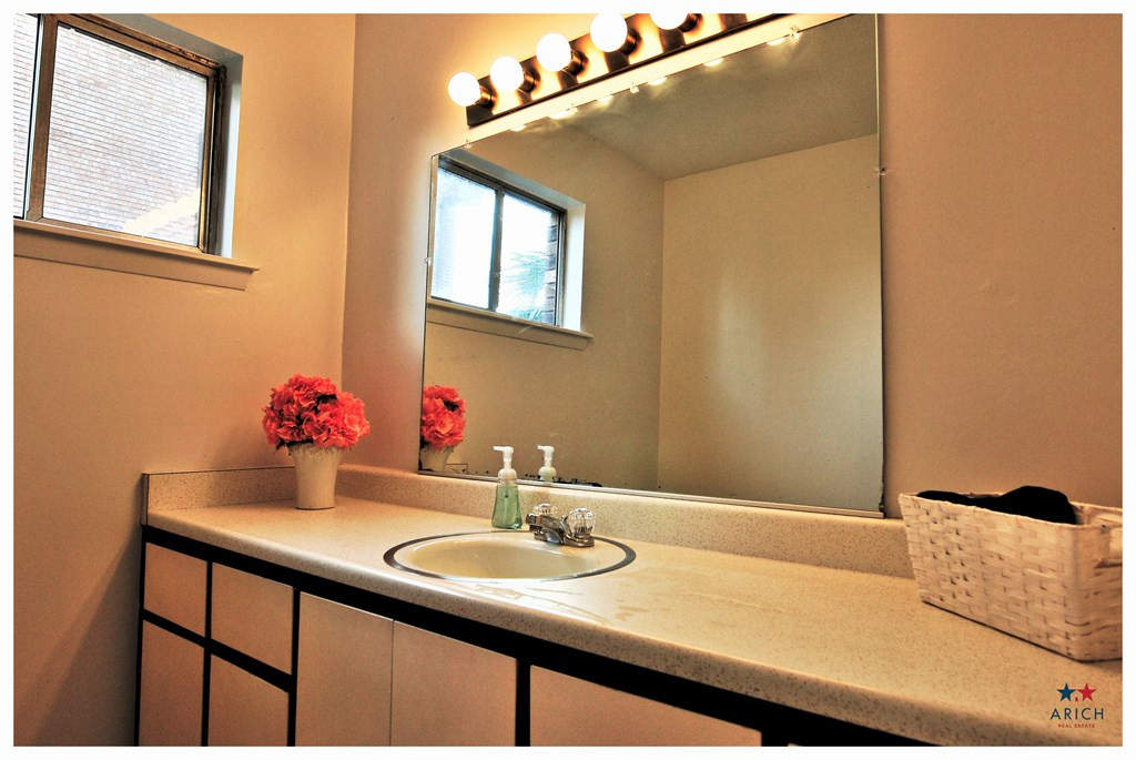 1674 Goshen Road, Unit A1 Augusta, GA 30906 - Photo 19 of 30 HALF BATH