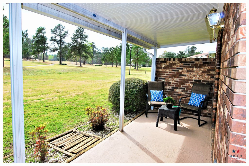 1674 Goshen Road, Unit A1 Augusta, GA 30906 - Photo 5 of 30 RELAX LOOKING AT THE BIRDS AND SUNSET