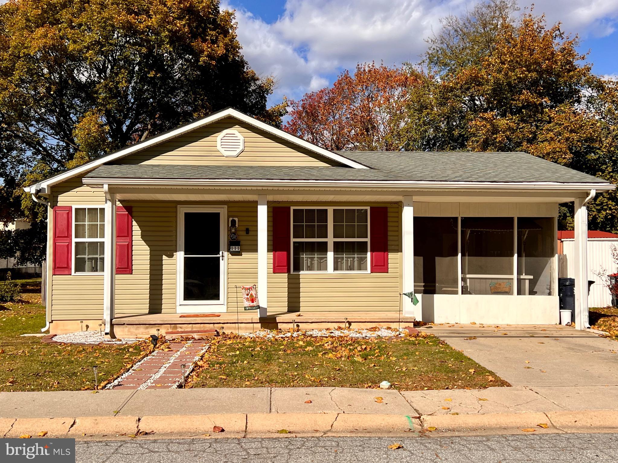 111 Anderson Street Middletown, DE 19709 - Photo 4 of 48 front view of a house